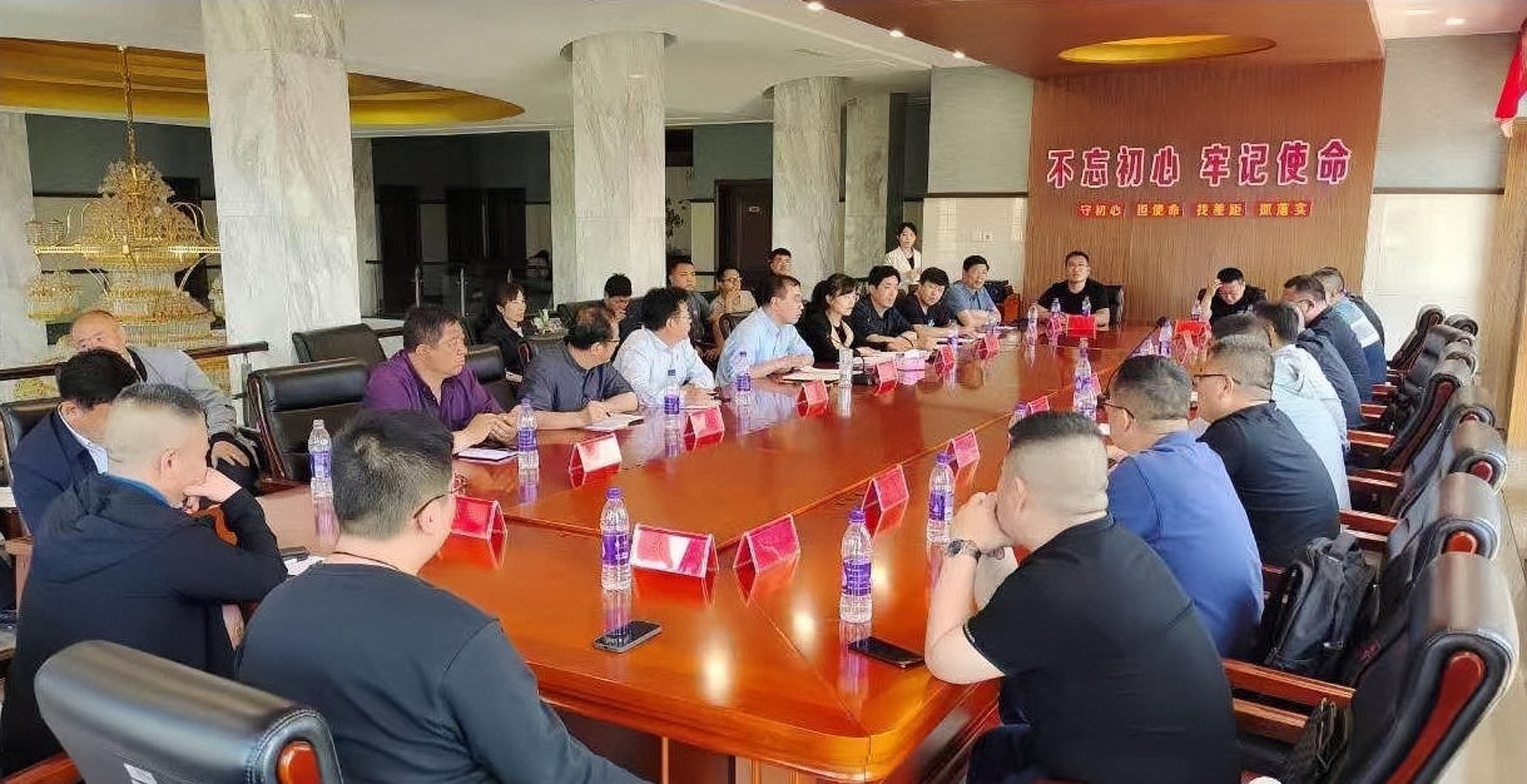 山西省零售商行业协会考察团应邀赴汾西县考察调研！(图6)