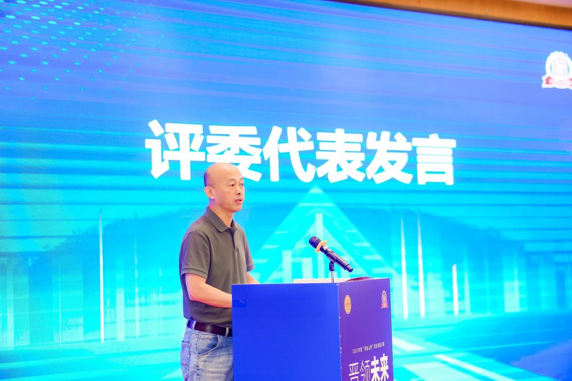 5-郭建春 新加坡瑞德商业投资管理有限公司董事.png